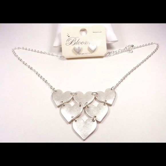 Cascading Hearts Necklace and Matching Earrings - Picture 6 of 6